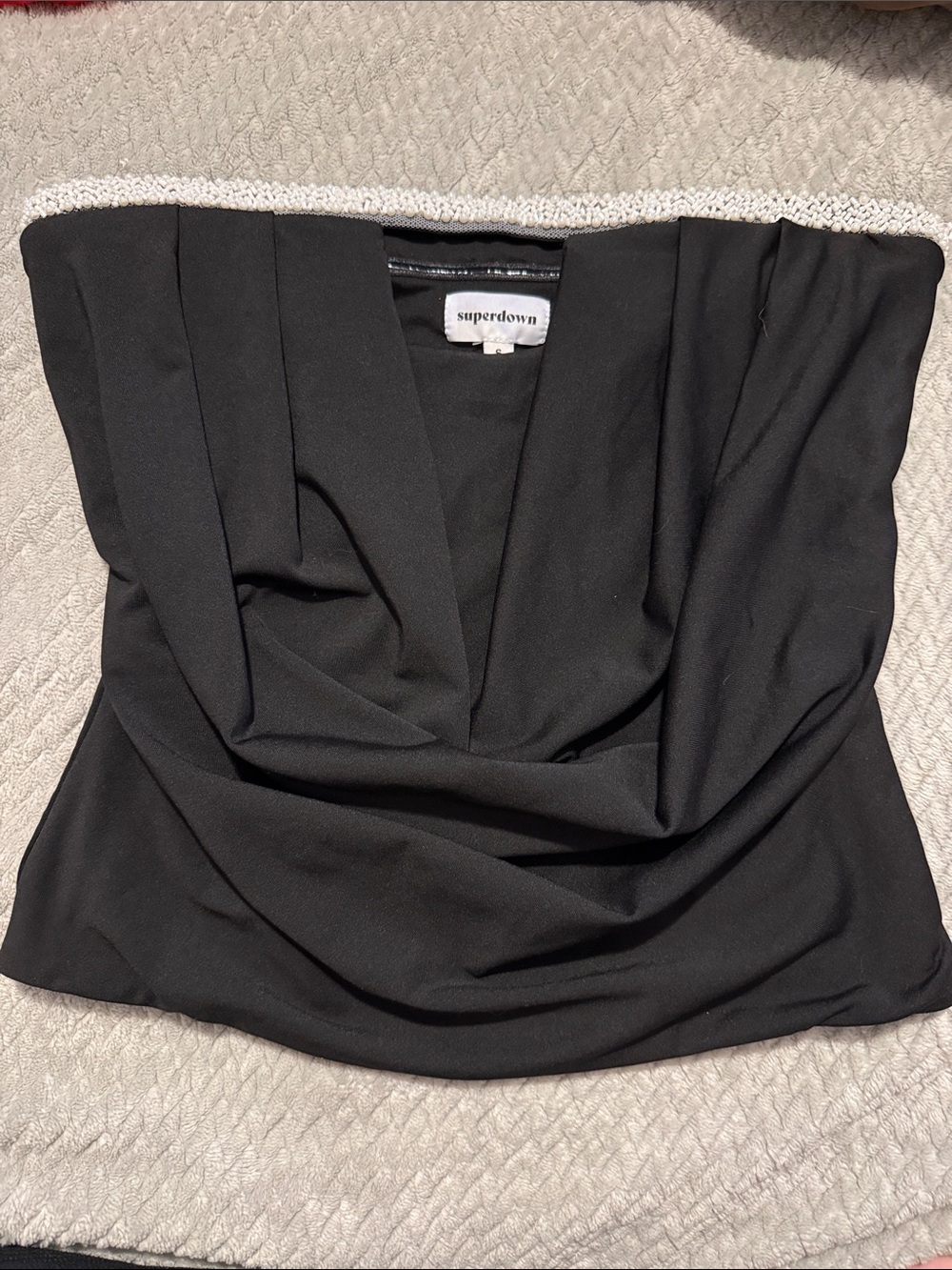 superdown Black Strapless Draped Sweetheart Crop Top